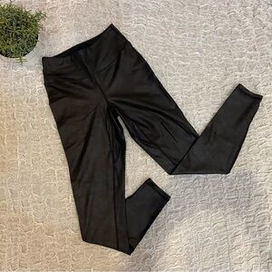 Faux Leather High Waist Rise Leggings Matte Black Yoga Pants sz Small NWT